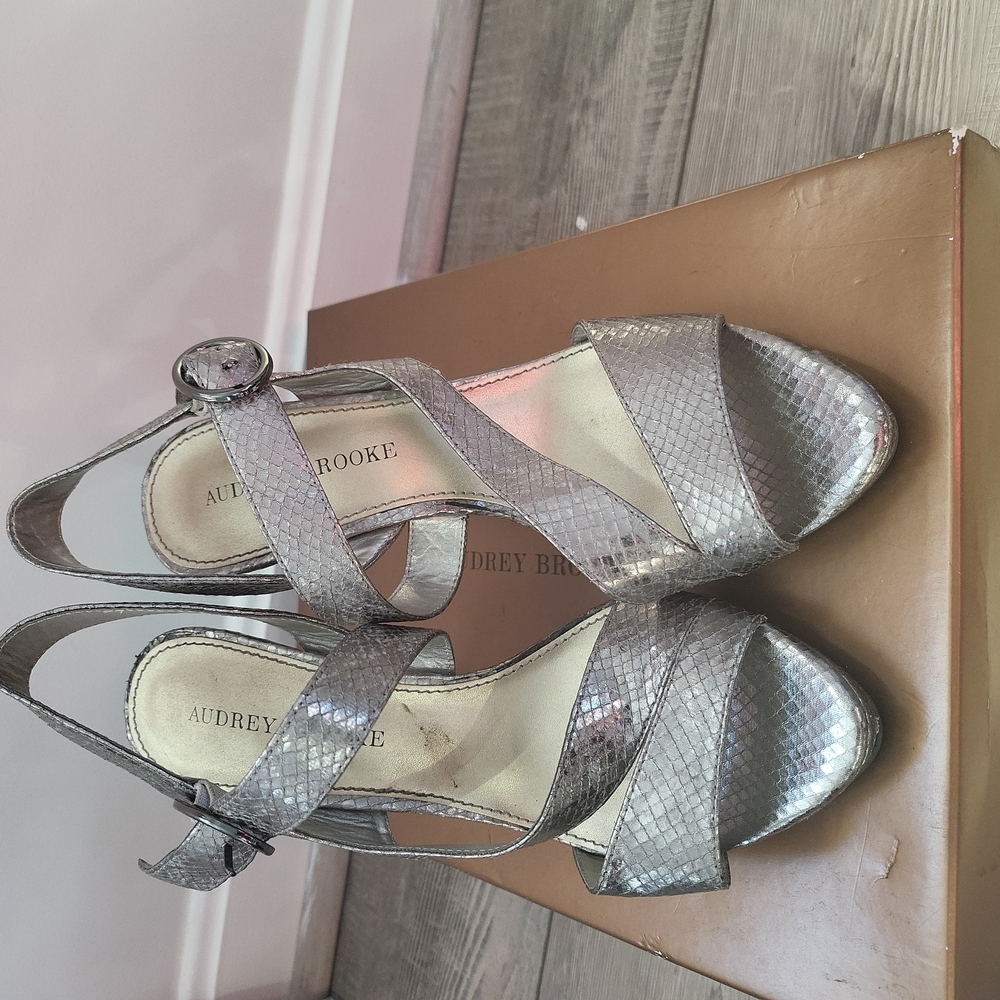 Size 7.5, Pewter Metalic color evening heels with straps